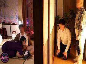 性欲ゾンビ目隠し村 村人に拾われた僕が巫女に肉オナホとして捧げられた話 爆乳Ｊカップ１１０ｃｍ夕季ちとせ　サンプル画像12